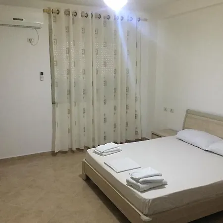 アパート Cold Water Vlorë