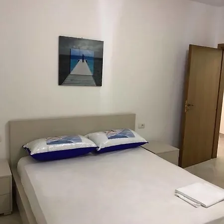 Apartment Cold Water