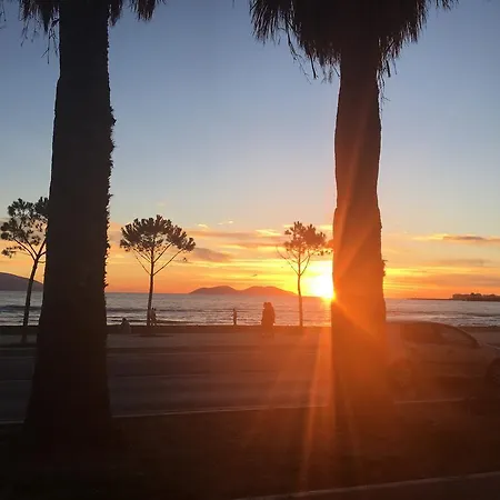 アパート Cold Water *